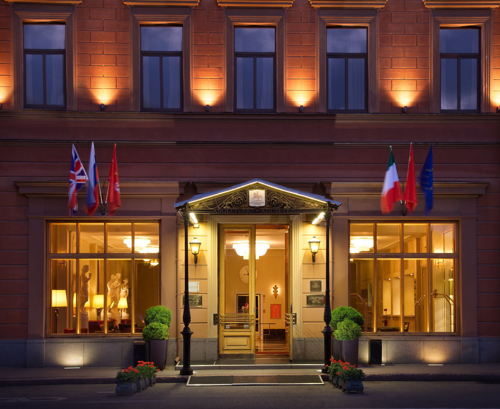 فندق سانت بطرسبرغفي  فندق أنغليتر المظهر الخارجي الصورة